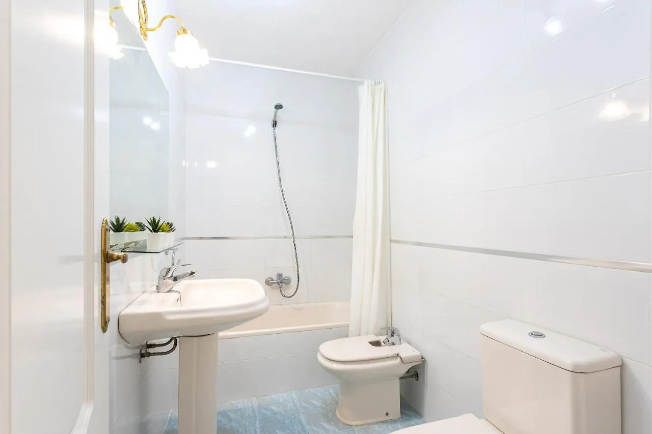 Los Boliches Beach Apartment By Ghr Rentals Fuengirola