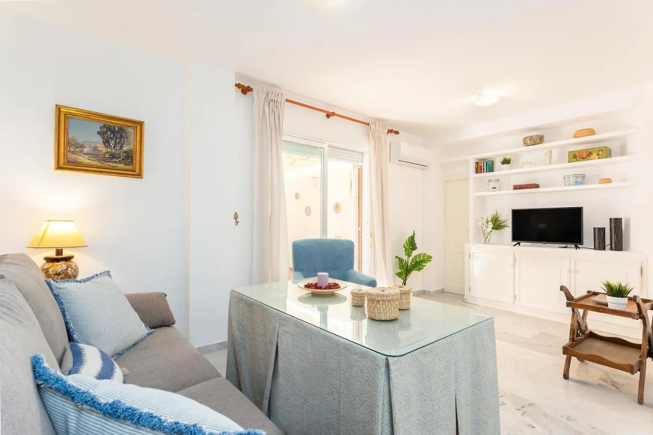 Los Boliches Beach Apartment By Ghr Rentals Fuengirola
